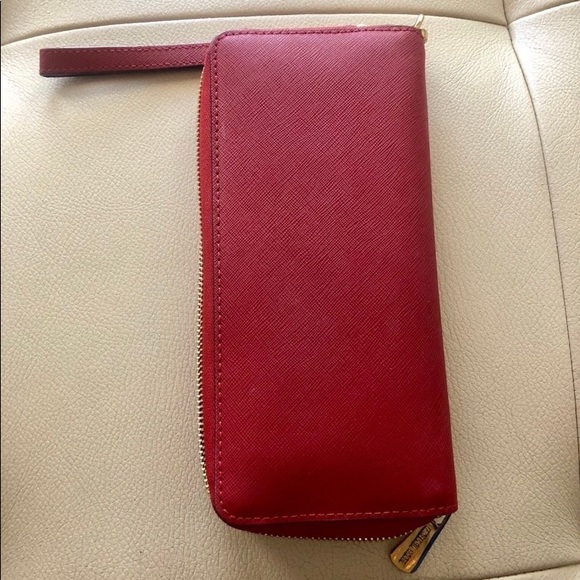 Michael Kors Wallet Wristlet - Picture 3 of 3